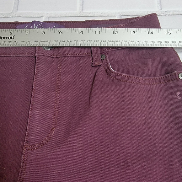 Gloria Vanderbilt Amanda Jeans Burgundy Women's Size 6 Short (A132) - Picture 4 of 11